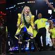 Brasileira? Em show histórico, Lady Gaga usa dois vestidos em homenagem ao Brasil