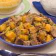 Cozido de porco com abóbora: aposte no prato com sabor de comida caseira