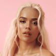 Karol G está bem incomodada com críticas ao seu novo single