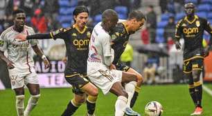 PSG é tricampeão francês após vitória do Lyon sobre o Monaco