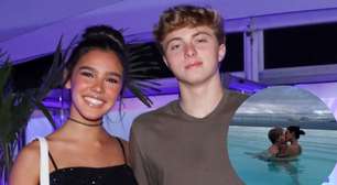 Benício Huck beija muito a namorada Duda Guerra em piscina de luxuoso hotel do Rio após rumores de proibição de Luciano Huck. Fotos!
