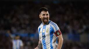 Messi comemora goleada da Argentina e alfineta Raphinha: 'Falando com o futebol'