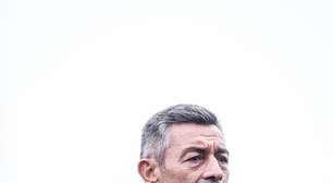 Técnico Pedro Caixinha é demitido do Santos após início ruim no Brasileirão