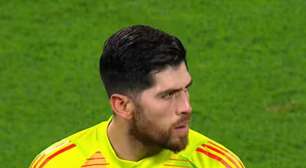 Goleiro do Flamengo, Rossi tem carro atingido por quatro tiros em tentativa de assalto após desembarque no RJ. Saiba como está jogador
