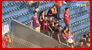 Torcedores do Cerro Porteño voltam a imitar macacos em direção à torcida do Palmeiras