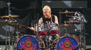 Foo Fighters demite baterista Josh Freese após dois anos: 'Decepcionado'