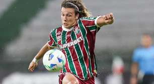 Canobbio dá passo importante em recuperação e corre no CT do Fluminense