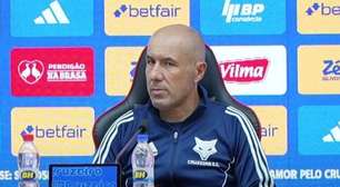 Leonardo Jardim avalia vitória, revela plano do Cruzeiro e lamenta chances perdidas: 'Pecamos'