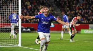 Flamengo acerta venda do argentino Alcaraz ao Everton, da Inglaterra