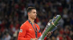 Descubra por que Cristiano Ronaldo pinta as unhas dos pés de preto