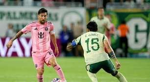 Troca de camisas, cartão amarelo e maestro: veja como foi o jogo de Messi contra o Palmeiras
