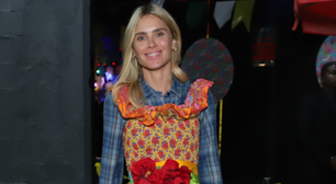 Dieckmmann de caipirinha e + looks da Festa Junina de 'Vale Tudo'