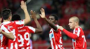 Olympiacos vence Asteras Tripolis e dispara no Campeonato Grego