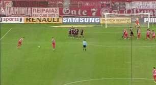 Veja golaço de falta do Olympiacos no Campeonato Grego