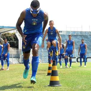 Jogadores do São Caetano denunciam clube por atraso de pagamentos