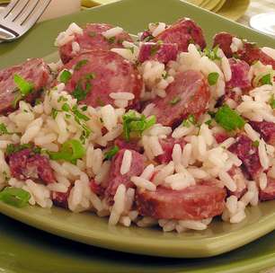 Arroz carreteiro na pressão: uma receita pronta em 25min