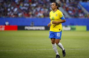 Vadão não garante Marta nos 90 minutos e espera por Formiga