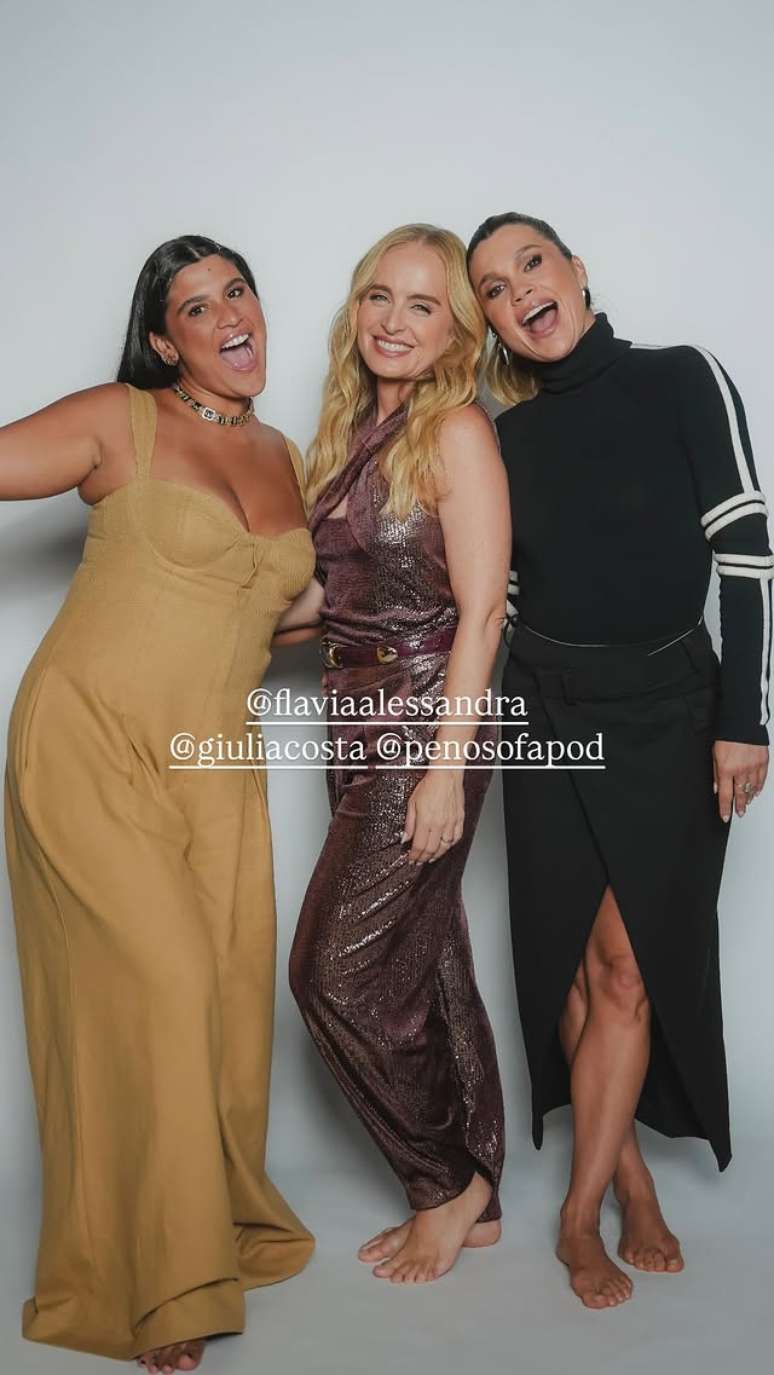 Giulia Costa, Angélica e Flávia Alessandra 